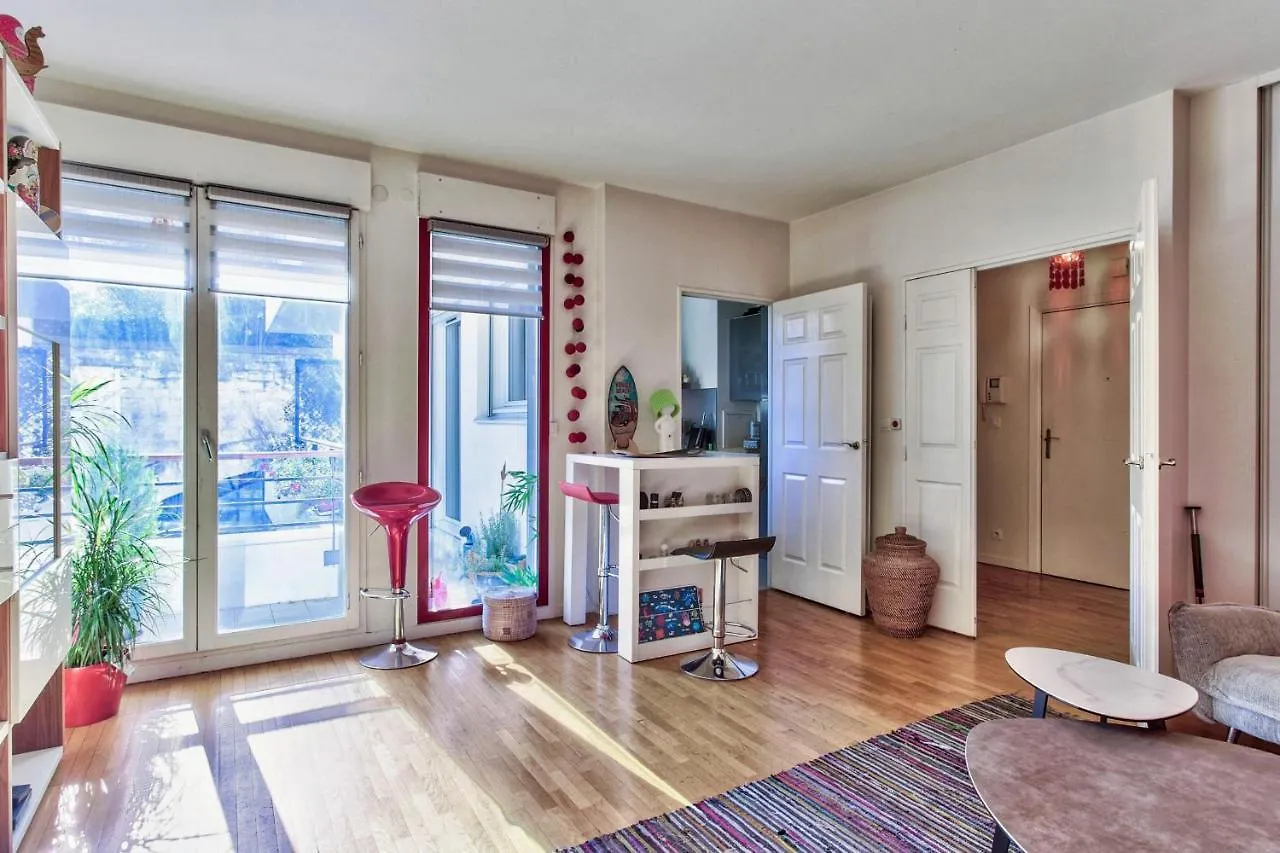 Apartment Charming Quiet T2 In The Place De La Bastille - Welkeys Paris